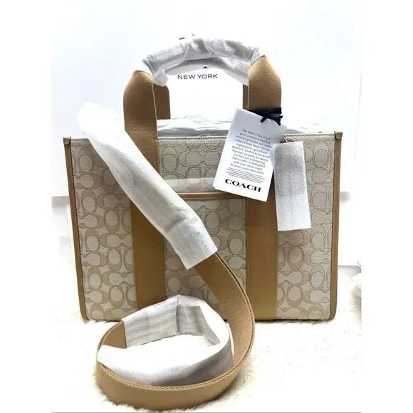 🔥🎁NWT! Coach Smith Tote Bag in Sig Jacquard Canvas Khaki Multi CY367 Msrp:$428 - Picture 2 of 14